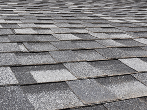 lafayette roofing contractor offering replacement shingles for your home
